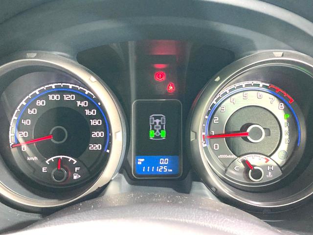 パジェロ ショート　ＶＲ－ＩＩ　サンルーフ　純正ナビ　バックカメラ　寒冷地仕様　禁煙車　クルーズコントロール　シートヒーター　パワーシート　ドラレコ　スマートキー　ＨＩＤ　ＥＴＣ　純正１８インチアルミ　オートライト　オートエアコン（44枚目）