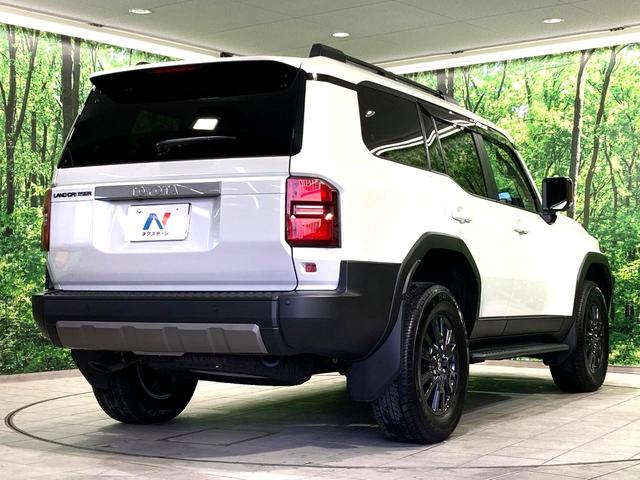 ランドクルーザー２５０ ＶＸ　サンルーフ　全周囲カメラ　ＪＢＬ　純正１２．３型ＤＡ　丸目１眼ＬＥＤヘッドライト　衝突軽減　レーダークルーズ　禁煙車　電動リアゲート　レザーシート　シートベンチレーション　デジタルインナーミラー（17枚目）