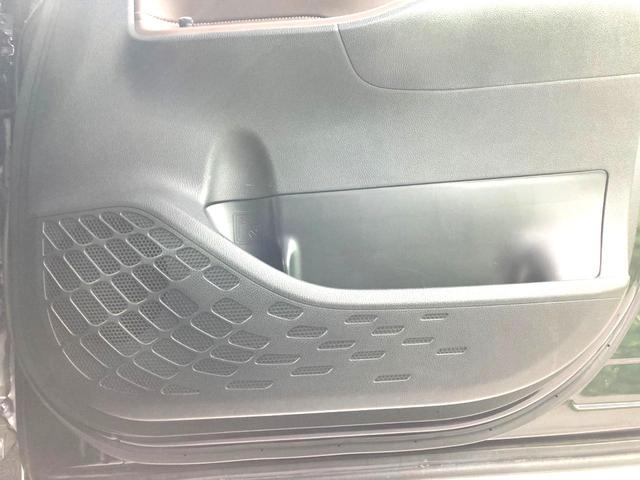 エスクァイア Ｇｉ　１０型ＢＩＧ－Ｘ　両側電動ドア　サイド・バックカメラ　クルーズコントロール　禁煙車　ハーフレザーシート　シートヒーター　ドラレコ　スマートキー　ＬＥＤヘッド　ビルトインＥＴＣ　オートライト（30枚目）