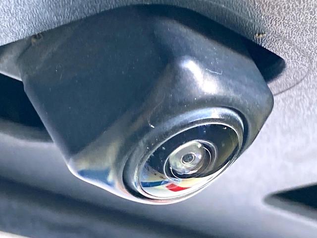 エクストレイル ２０Ｘ　ハイブリッド　エマージェンシーブレーキＰ　純正９型ナビ　後席モニター　バックカメラ　衝突軽減　禁煙車　電動リアゲート　コーナーセンサー　スマートキー　ＬＥＤヘッド　ルーフレール　ビルトインＥＴＣ　純正１７インチアルミ　オートライト（23枚目）