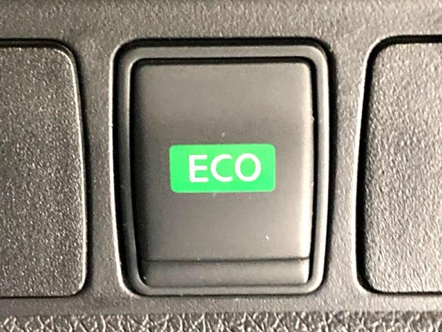 エクストレイル ２０Ｘ　ハイブリッド　エマージェンシーブレーキＰ　純正９型ナビ　後席モニター　バックカメラ　衝突軽減　禁煙車　電動リアゲート　コーナーセンサー　スマートキー　ＬＥＤヘッド　ルーフレール　ビルトインＥＴＣ　純正１７インチアルミ　オートライト（51枚目）