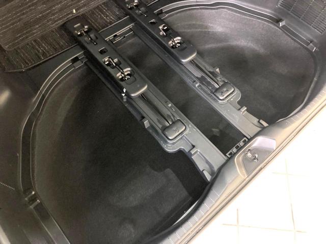 アルファード ２．５Ｓ　サンルーフ　両側電動ドア　後席モニター　バックカメラ　衝突被害軽減システム　レーダークルーズ　禁煙車　ドラレコ　コーナーセンサー　スマートキー　ＬＥＤヘッド　ビルトインＥＴＣ　純正１８インチアルミ（53枚目）