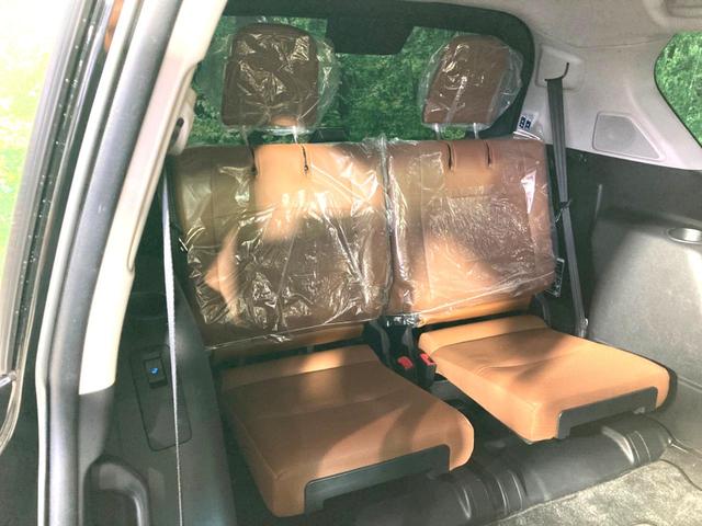 ランドクルーザープラド TX Lパッケージ 70thアニバーサリーリミテッド 禁煙車 7人乗り サンルーフ メーカー9型ナビ 全周囲カメラ セーフティセンス 茶皮シート シートベンチレーション LEDヘッドライト ETC ブラインドスポットモニター オートマチックハイビーム(10枚目)