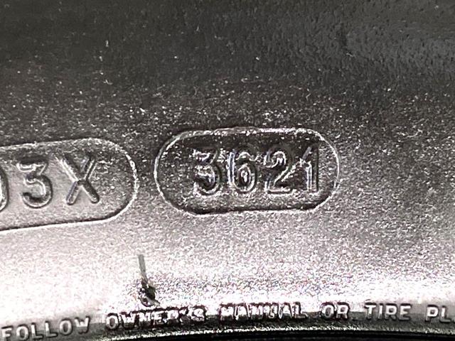 ランドクルーザープラド TX Lパッケージ 70thアニバーサリーリミテッド 禁煙車 7人乗り サンルーフ メーカー9型ナビ 全周囲カメラ セーフティセンス 茶皮シート シートベンチレーション LEDヘッドライト ETC ブラインドスポットモニター オートマチックハイビーム(31枚目)