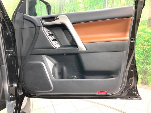 ランドクルーザープラド TX Lパッケージ 70thアニバーサリーリミテッド 禁煙車 7人乗り サンルーフ メーカー9型ナビ 全周囲カメラ セーフティセンス 茶皮シート シートベンチレーション LEDヘッドライト ETC ブラインドスポットモニター オートマチックハイビーム(39枚目)