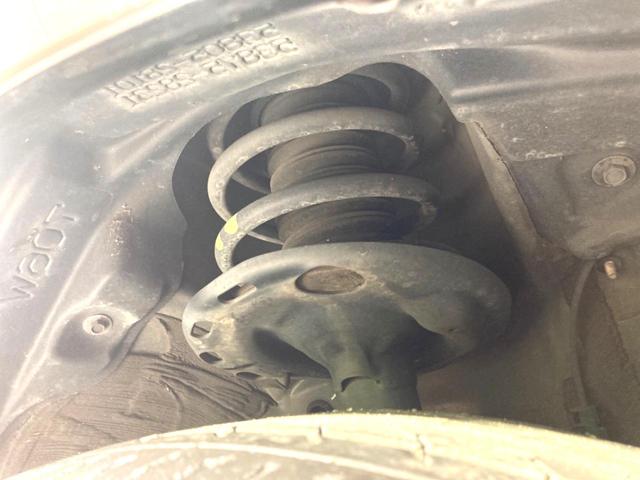 ヴォクシー ＺＳ　煌ＩＩ　純正９インチＳＤナビ　両側電動ドア　バックカメラ　衝突被害軽減システム　禁煙車　ドラレコ　コーナーセンサー　スマートキー　ＬＥＤヘッド　ＥＴＣ２．０　クルコン　純正１６インチアルミ　オートハイビーム（20枚目）