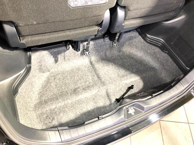 ヴォクシー ＺＳ　煌ＩＩ　純正９インチＳＤナビ　両側電動ドア　バックカメラ　衝突被害軽減システム　禁煙車　ドラレコ　コーナーセンサー　スマートキー　ＬＥＤヘッド　ＥＴＣ２．０　クルコン　純正１６インチアルミ　オートハイビーム（61枚目）