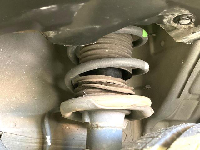 ノート Ｘ　ＤＩＧ－Ｓ　Ｖセレクション＋セーフティ　純正ＳＤナビ　全周囲カメラ　衝突被害軽減システム　コーナーセンサー　スマートキー　ＥＴＣ　車線逸脱警報　オートライト　オートエアコン　Ｂｌｕｅｔｏｏｔｈ　ＣＤ　ＤＶＤ再生　地デジ（20枚目）