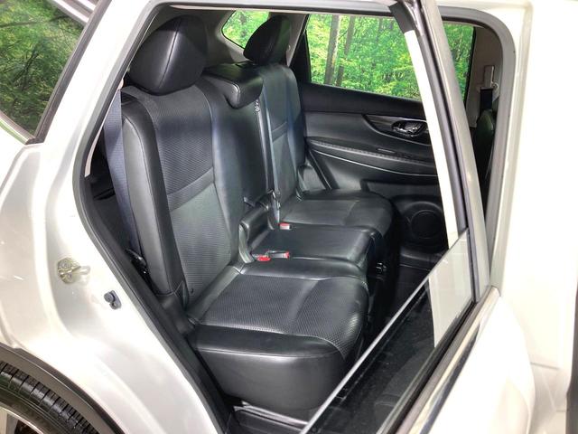 エクストレイル ２０Ｘ　ＳＤナビ　バックカメラ　衝突被害軽減システム　禁煙車　電動リアゲート　ハーフレザーシート　コーナーセンサー　スマートキー　ＥＴＣ　純正１８インチアルミ　デュアルエアコン　Ｂｌｕｅｔｏｏｔｈ　ＣＤ（9枚目）