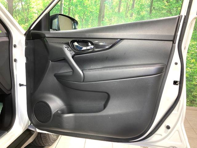 エクストレイル ２０Ｘ　ＳＤナビ　バックカメラ　衝突被害軽減システム　禁煙車　電動リアゲート　ハーフレザーシート　コーナーセンサー　スマートキー　ＥＴＣ　純正１８インチアルミ　デュアルエアコン　Ｂｌｕｅｔｏｏｔｈ　ＣＤ（35枚目）