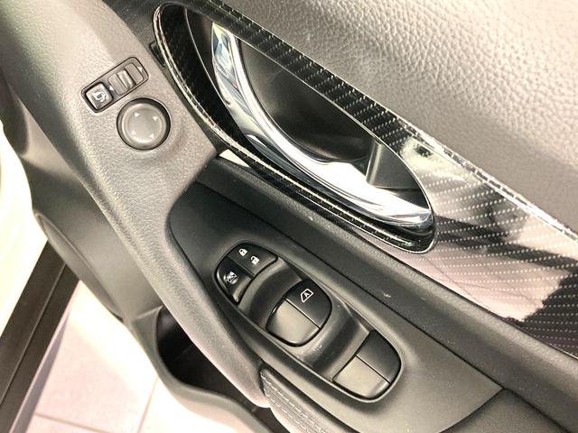 エクストレイル ２０Ｘ　ＳＤナビ　バックカメラ　衝突被害軽減システム　禁煙車　電動リアゲート　ハーフレザーシート　コーナーセンサー　スマートキー　ＥＴＣ　純正１８インチアルミ　デュアルエアコン　Ｂｌｕｅｔｏｏｔｈ　ＣＤ（36枚目）