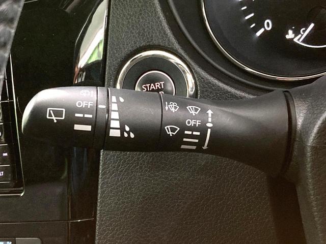 エクストレイル ２０Ｘ　ＳＤナビ　バックカメラ　衝突被害軽減システム　禁煙車　電動リアゲート　ハーフレザーシート　コーナーセンサー　スマートキー　ＥＴＣ　純正１８インチアルミ　デュアルエアコン　Ｂｌｕｅｔｏｏｔｈ　ＣＤ（40枚目）