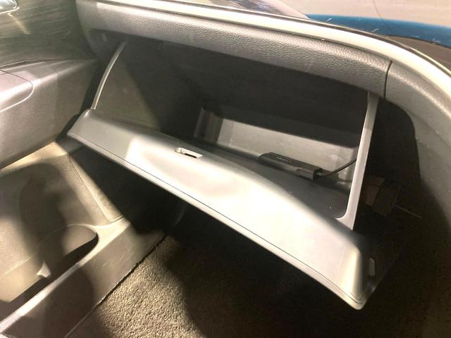 オデッセイハイブリッド ハイブリッドアブソルート・ホンダセンシング 禁煙車 メーカーナビ 両側電動ドア 衝突被害軽減システム 後席モニター 全周囲カメラ 100V電源 レーダークルーズ ハーフレザーシート パワーシート ドラレコ コーナーセンサー LEDヘッド(54枚目)