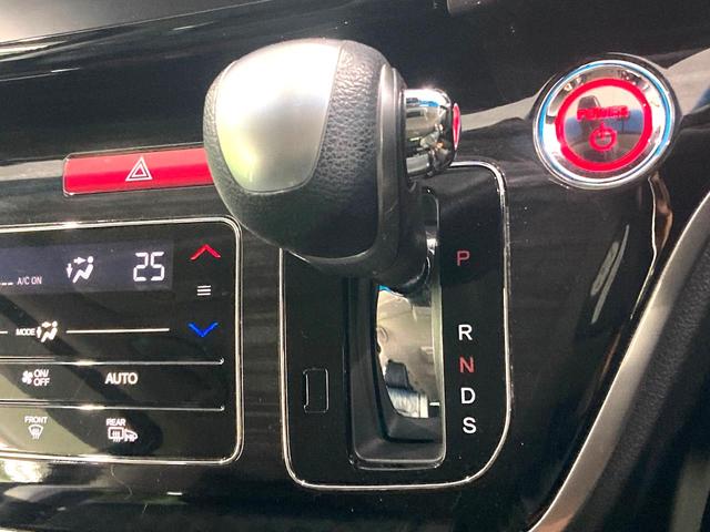 オデッセイハイブリッド ハイブリッドアブソルート・ホンダセンシング 禁煙車 メーカーナビ 両側電動ドア 衝突被害軽減システム 後席モニター 全周囲カメラ 100V電源 レーダークルーズ ハーフレザーシート パワーシート ドラレコ コーナーセンサー LEDヘッド(56枚目)