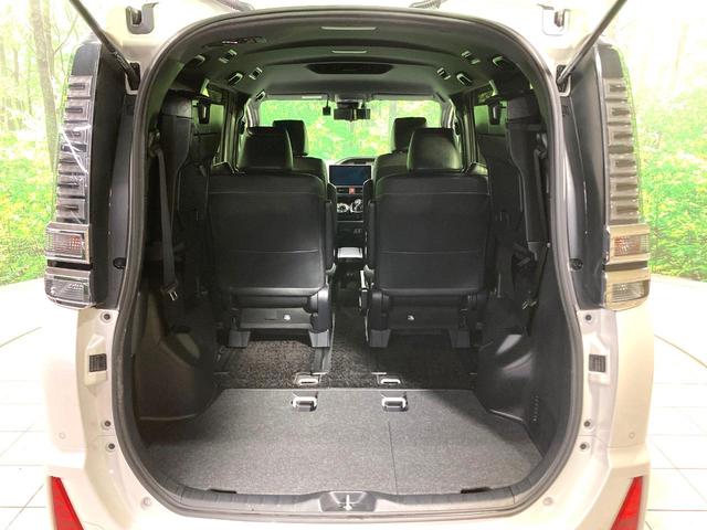 ヴォクシー ハイブリッドＺＳ　煌ＩＩＩ　衝突被害軽減システム　純正１０型ＳＤナビ　両側電動ドア　バックカメラ　ハーフレザーシート　ドラレコ　コーナーセンサー　スマートキー　ＬＥＤヘッド　ＥＴＣ２．０　クルコン　純正１６インチアルミ（11枚目）