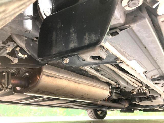 ヴォクシー ハイブリッドＺＳ　煌ＩＩＩ　衝突被害軽減システム　純正１０型ＳＤナビ　両側電動ドア　バックカメラ　ハーフレザーシート　ドラレコ　コーナーセンサー　スマートキー　ＬＥＤヘッド　ＥＴＣ２．０　クルコン　純正１６インチアルミ（27枚目）