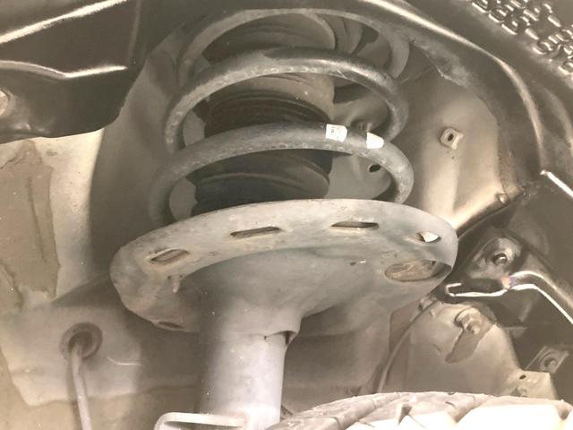 ヴォクシー ハイブリッドＺＳ　煌ＩＩＩ　衝突被害軽減システム　純正１０型ＳＤナビ　両側電動ドア　バックカメラ　ハーフレザーシート　ドラレコ　コーナーセンサー　スマートキー　ＬＥＤヘッド　ＥＴＣ２．０　クルコン　純正１６インチアルミ（30枚目）