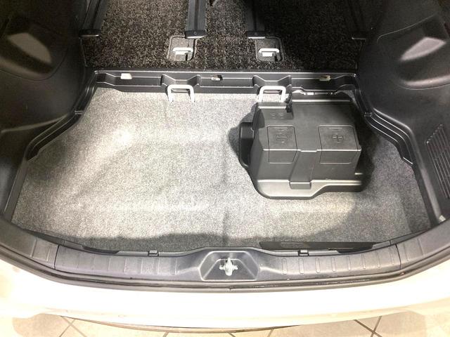 ヴォクシー ハイブリッドＺＳ　煌ＩＩＩ　衝突被害軽減システム　純正１０型ＳＤナビ　両側電動ドア　バックカメラ　ハーフレザーシート　ドラレコ　コーナーセンサー　スマートキー　ＬＥＤヘッド　ＥＴＣ２．０　クルコン　純正１６インチアルミ（37枚目）