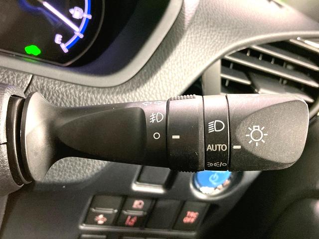 ヴォクシー ハイブリッドＺＳ　煌ＩＩＩ　衝突被害軽減システム　純正１０型ＳＤナビ　両側電動ドア　バックカメラ　ハーフレザーシート　ドラレコ　コーナーセンサー　スマートキー　ＬＥＤヘッド　ＥＴＣ２．０　クルコン　純正１６インチアルミ（46枚目）