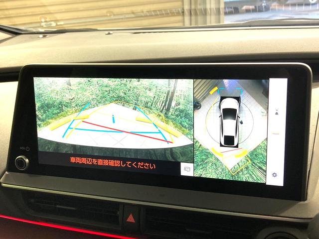 プリウス Z ガラスルーフ 純正12.3型ディスプレイ 全周囲カメラ 100V電源 デジタルインナーミラー 衝突軽減 レーダークルーズ BSM 禁煙車 電動リアゲート レザーシート シートベンチレーション LED(4枚目)