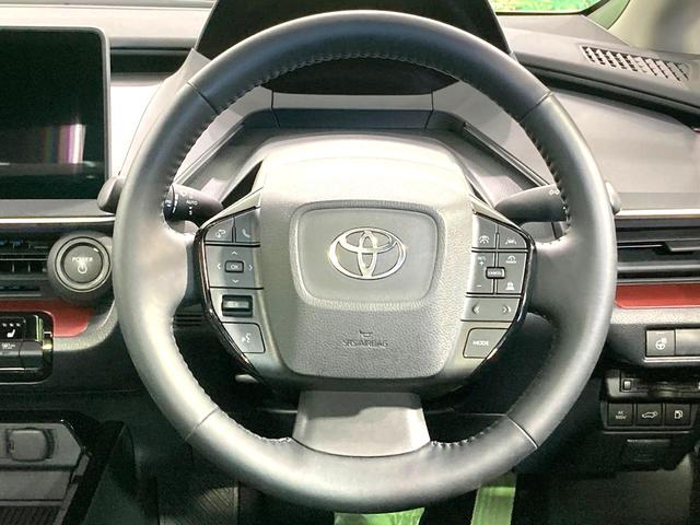 プリウス Z ガラスルーフ 純正12.3型ディスプレイ 全周囲カメラ 100V電源 デジタルインナーミラー 衝突軽減 レーダークルーズ BSM 禁煙車 電動リアゲート レザーシート シートベンチレーション LED(13枚目)
