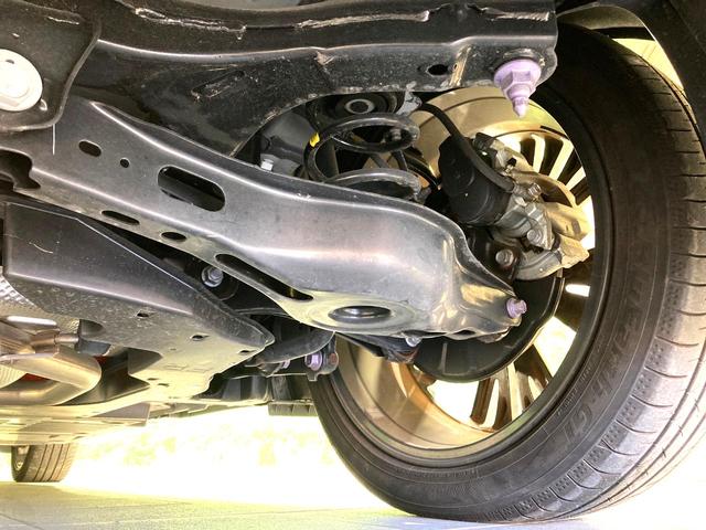 プリウス Z ガラスルーフ 純正12.3型ディスプレイ 全周囲カメラ 100V電源 デジタルインナーミラー 衝突軽減 レーダークルーズ BSM 禁煙車 電動リアゲート レザーシート シートベンチレーション LED(28枚目)