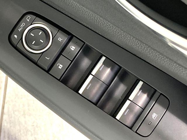 プリウス Z ガラスルーフ 純正12.3型ディスプレイ 全周囲カメラ 100V電源 デジタルインナーミラー 衝突軽減 レーダークルーズ BSM 禁煙車 電動リアゲート レザーシート シートベンチレーション LED(41枚目)