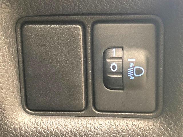 C-HR S 禁煙車 純正SDナビ レーダークルーズコントロール レーンアシスト ETC バックカメラ Bluetooth 純正17インチAW フルセグTV プライバシーガラス オートマチックハイビーム(33枚目)