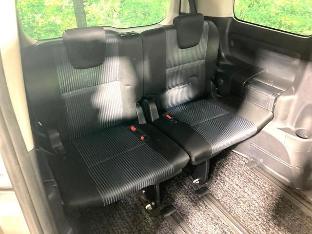 ヴォクシー ZS サンルーフ 両側電動ドア 純正9型ナビ 後席モニター バックカメラ 寒冷地仕様 禁煙車 スマートキー LEDヘッド ビルトインETC 純正16インチアルミ オートライト デュアルエアコン(9枚目)