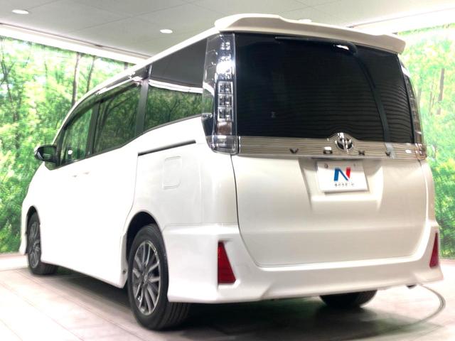 ヴォクシー ZS サンルーフ 両側電動ドア 純正9型ナビ 後席モニター バックカメラ 寒冷地仕様 禁煙車 スマートキー LEDヘッド ビルトインETC 純正16インチアルミ オートライト デュアルエアコン(23枚目)