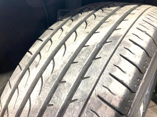 ヴォクシー ZS サンルーフ 両側電動ドア 純正9型ナビ 後席モニター バックカメラ 寒冷地仕様 禁煙車 スマートキー LEDヘッド ビルトインETC 純正16インチアルミ オートライト デュアルエアコン(28枚目)