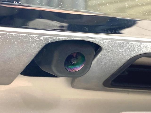 ヴォクシー ZS サンルーフ 両側電動ドア 純正9型ナビ 後席モニター バックカメラ 寒冷地仕様 禁煙車 スマートキー LEDヘッド ビルトインETC 純正16インチアルミ オートライト デュアルエアコン(44枚目)