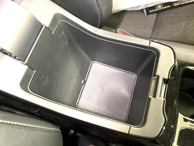 ヴェゼル ｅ：ＨＥＶ　Ｚ　純正９型ナビ　全周囲カメラ　衝突軽減　ＢＳＭ　アダプティブクルーズコントロール　禁煙車　電動リアゲート　ハーフレザー　シートヒーター　ワイヤレス充電　コーナーセンサー　ＬＥＤヘッドライト　ＥＴＣ（68枚目）