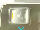 ハイブリッドＳ－Ｚ　登録済未使用車　１０．５型ディスプレイ　両側パワスラ　セーフティセンス　ＬＥＤヘッド　オートライト　オートエアコン　ハーフレザー　シートヒーター　１００Ｖ電源　ＣＤ／ＤＶＤ　ＥＴＣ２．０　バックカメラ（56枚目）