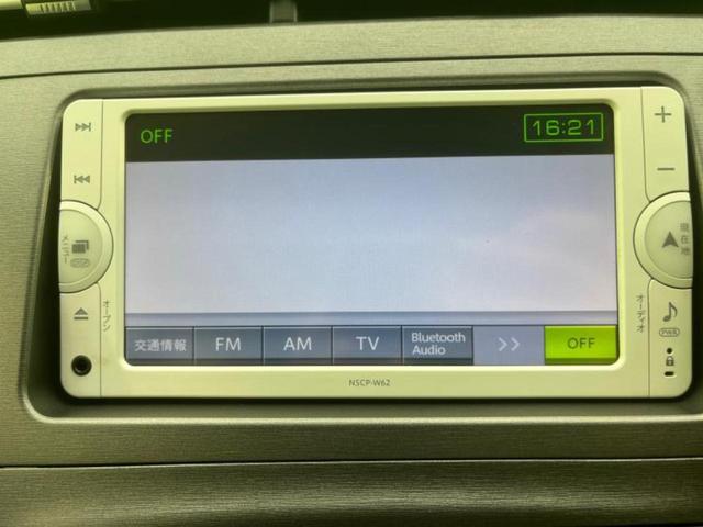 プリウス Ｓ　保証書／純正　ＳＤナビ／ドライブレコーダー　前後／ヘッドランプ　ＨＩＤ／Ｂｌｕｅｔｏｏｔｈ接続／ＥＴＣ／ＥＢＤ付ＡＢＳ／横滑り防止装置／アイドリングストップ／ワンセグＴＶ／エアバッグ　運転席　ドラレコ（11枚目）