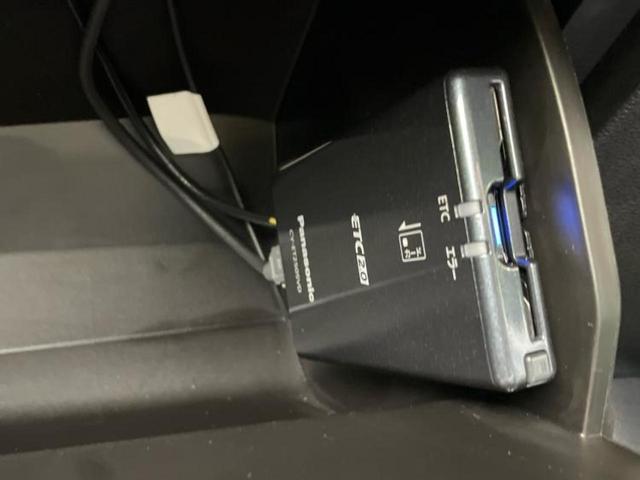 プリウス Ｓセーフティプラス２　保証書／社外　１０インチ　ＳＤナビ／衝突安全装置／全方位モニター／車線逸脱防止支援システム／ドライブレコーダー　前後／ヘッドランプ　ＬＥＤ／ＥＴＣ／ＥＢＤ付ＡＢＳ／横滑り防止装置　衝突被害軽減システム（27枚目）