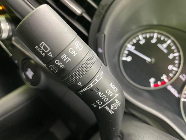 MAZDA3ファストバック 15Sツーリング 保証書/純正 SDナビ/衝突安全装置/車線逸脱防止支援システム/ヘッドランプ LED/Bluetooth接続/HDMI接続/ETC/EBD付ABS/横滑り防止装置/アイドリングストップ バックカメラ(17枚目)