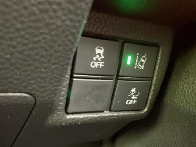 N-BOXカスタム G・Lホンダセンシング 保証書/社外 8インチ SDナビ/デジタルインナーミラー/電動スライドドア/ヘッドランプ LED/Bluetooth接続/ETC/EBD付ABS/横滑り防止装置/アイドリングストップ バックカメラ(31枚目)