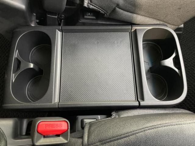 デリカD:5 4WD P 保証書/衝突安全装置/両側電動スライドドア/シートヒーター/車線逸脱防止支援システム/電動バックドア/ドライブレコーダー 社外/ヘッドランプ LED/Bluetooth接続/ETC/EBD付ABS(35枚目)