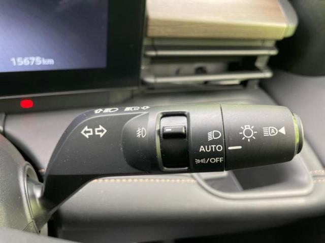 セレナ eパワーハイウェイスターV 新品タイヤ/保証書/純正 SDナビ/インテリジェントルームミラー/衝突安全装置/ハンズフリー電動スライドドア/シートヒーター 前席/アラウンドビューモニター/車線逸脱防止支援システム/プロパイロット(16枚目)