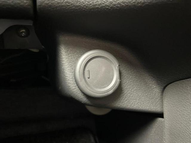 セレナ eパワーハイウェイスターV 新品タイヤ/保証書/純正 SDナビ/インテリジェントルームミラー/衝突安全装置/ハンズフリー電動スライドドア/シートヒーター 前席/アラウンドビューモニター/車線逸脱防止支援システム/プロパイロット(41枚目)