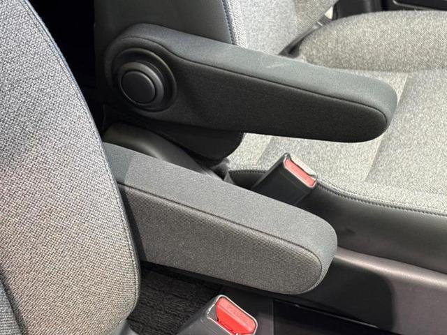 お車に合わせて無料保証以外にも、保証範囲、期間、距離を拡充させた有料保証もご用意しております！中古車の購入が初めてで不安・・・というお客様もご安心ください！