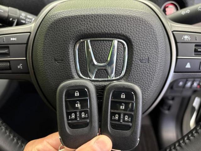 ＷＥＣＡＲＳの展示場では実際に見て、触ってお車をお選びいただけます！知識の豊富な営業スタッフが様々なカーライフをご提案いたします！