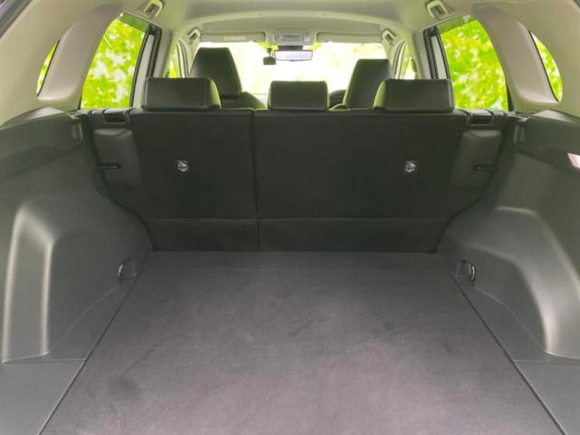 ＲＡＶ４ ４ＷＤ　Ｇ　Ｚパッケージ　純正エアロ／保証書／純正　９インチ　ＳＤナビ／デジタルインナーミラー／衝突安全装置／シートヒーター／車線逸脱防止支援システム／シート　フルレザー／電動バックドア／ドライブレコーダー　前後　革シート（8枚目）