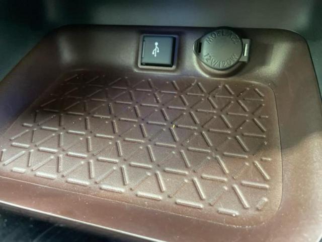 ＲＡＶ４ ４ＷＤ　Ｇ　Ｚパッケージ　純正エアロ／保証書／純正　９インチ　ＳＤナビ／デジタルインナーミラー／衝突安全装置／シートヒーター／車線逸脱防止支援システム／シート　フルレザー／電動バックドア／ドライブレコーダー　前後　革シート（39枚目）