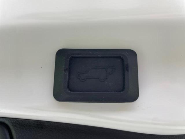 ＲＡＶ４ ４ＷＤ　Ｇ　Ｚパッケージ　純正エアロ／保証書／純正　９インチ　ＳＤナビ／デジタルインナーミラー／衝突安全装置／シートヒーター／車線逸脱防止支援システム／シート　フルレザー／電動バックドア／ドライブレコーダー　前後　革シート（49枚目）