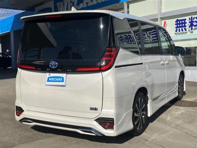 ノア ハイブリッドS-Z 純正エアロ/保証書/ディスプレイオーディオ+ナビ/衝突安全装置/両側電動スライドドア/シートヒーター/パノラミックビューモニター/車線逸脱防止支援システム/シート ハーフレザー/電動バックドア 禁煙車(3枚目)