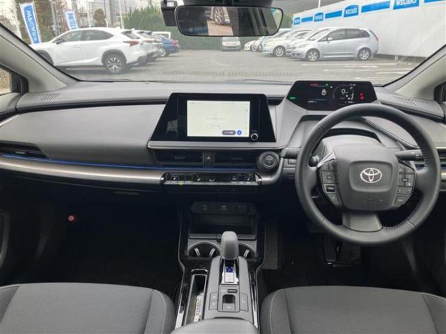 プリウス G 保証書/ディスプレイオーディオ+ナビ8インチ/衝突安全装置/シートヒーター/パノラミックビューモニター/車線逸脱防止支援システム/ヘッドランプ LED/USBジャック 衝突被害軽減システム ETC(4枚目)