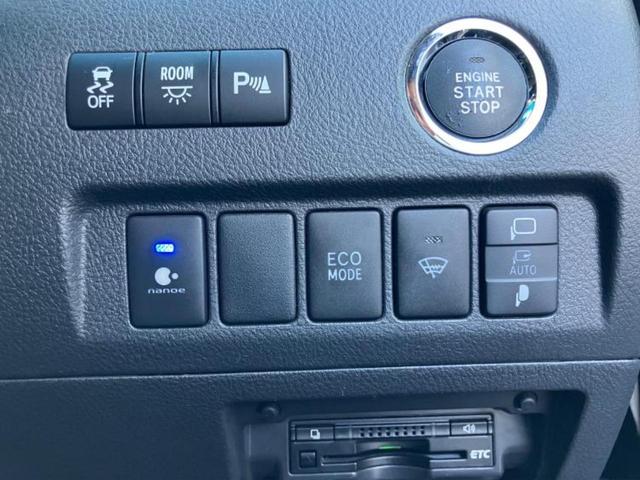 ヴェルファイア ２．４Ｚゴールデンアイズ　サンルーフ／保証書／純正　８インチ　ＳＤナビ／フリップダウンモニター　純正　１１．４インチ／両側電動スライドドア／シート　ハーフレザー／ヘッドランプ　ＨＩＤ／Ｂｌｕｅｔｏｏｔｈ接続／ＥＴＣ　禁煙車（14枚目）