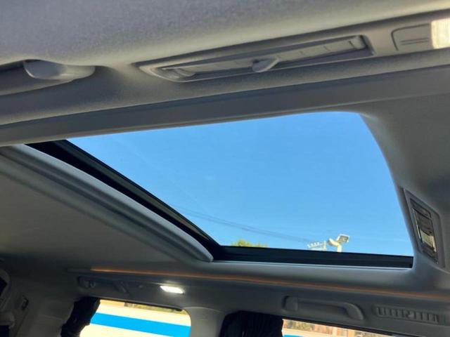 ヴェルファイア ２．４Ｚゴールデンアイズ　サンルーフ／保証書／純正　８インチ　ＳＤナビ／フリップダウンモニター　純正　１１．４インチ／両側電動スライドドア／シート　ハーフレザー／ヘッドランプ　ＨＩＤ／Ｂｌｕｅｔｏｏｔｈ接続／ＥＴＣ　禁煙車（15枚目）